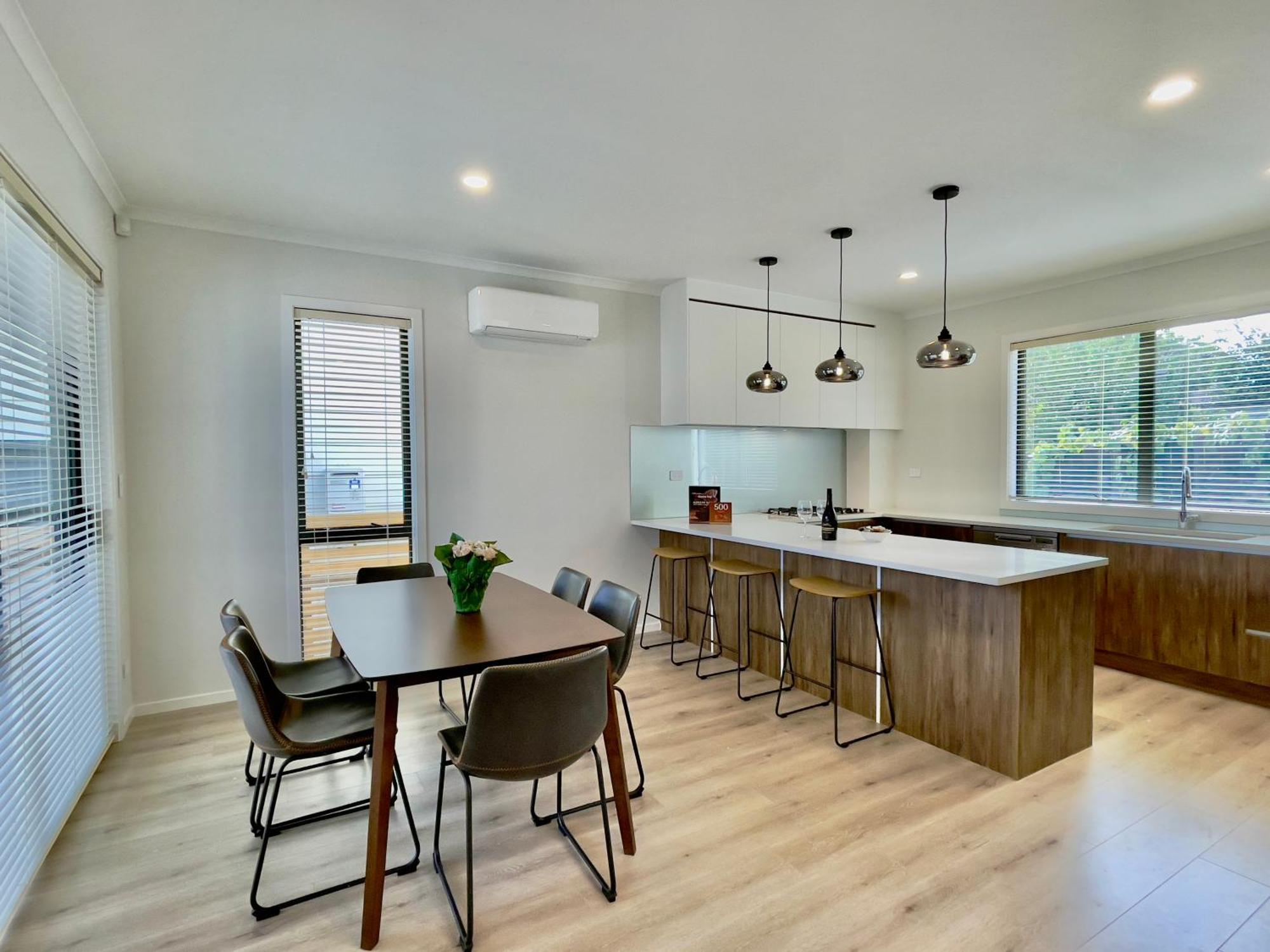 Sky Stars Brand-New Comfortable 3 & 4-Bedroom Houses โอ๊คแลนด์ ภายนอก รูปภาพ