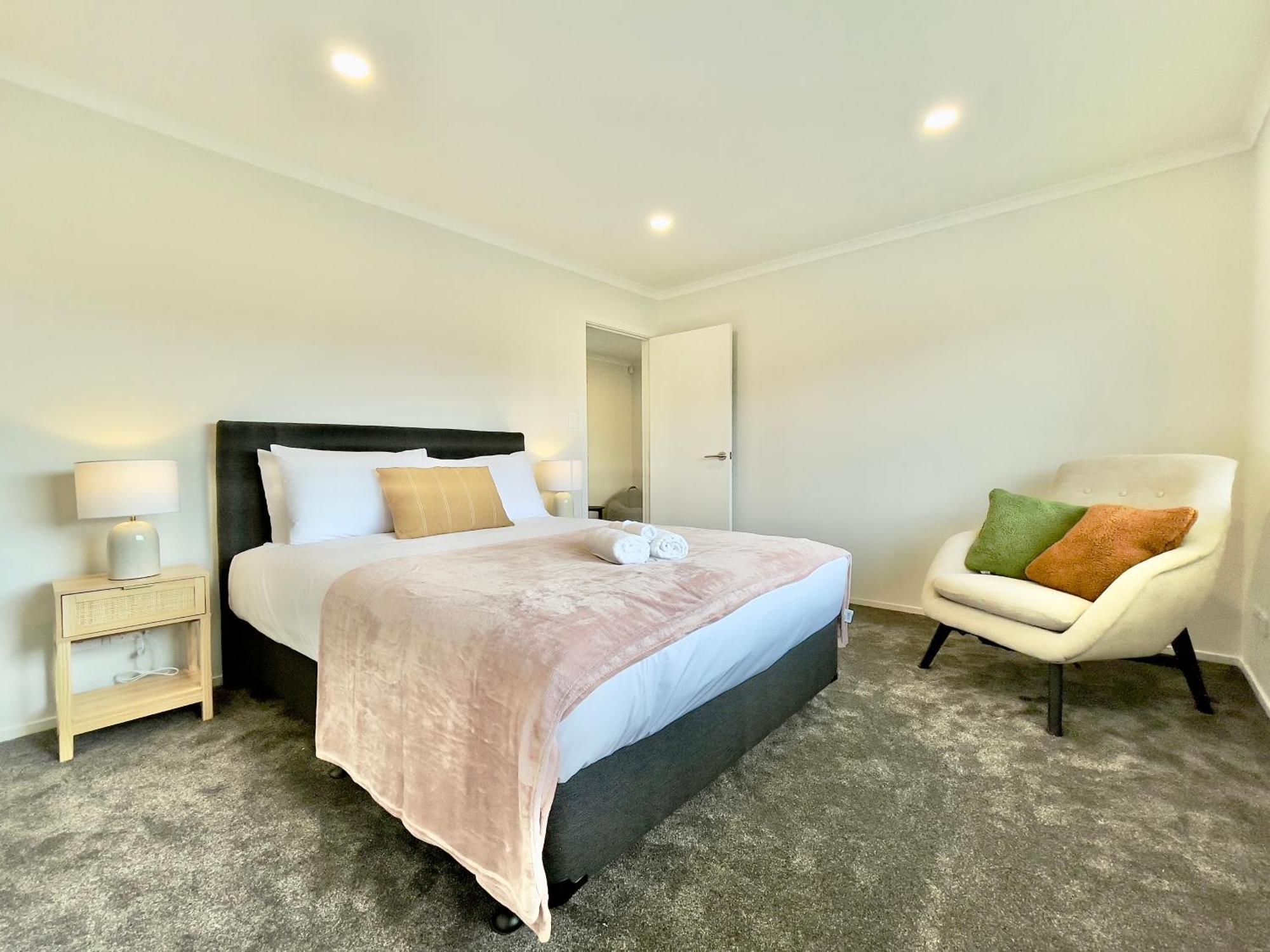 Sky Stars Brand-New Comfortable 3 & 4-Bedroom Houses โอ๊คแลนด์ ภายนอก รูปภาพ